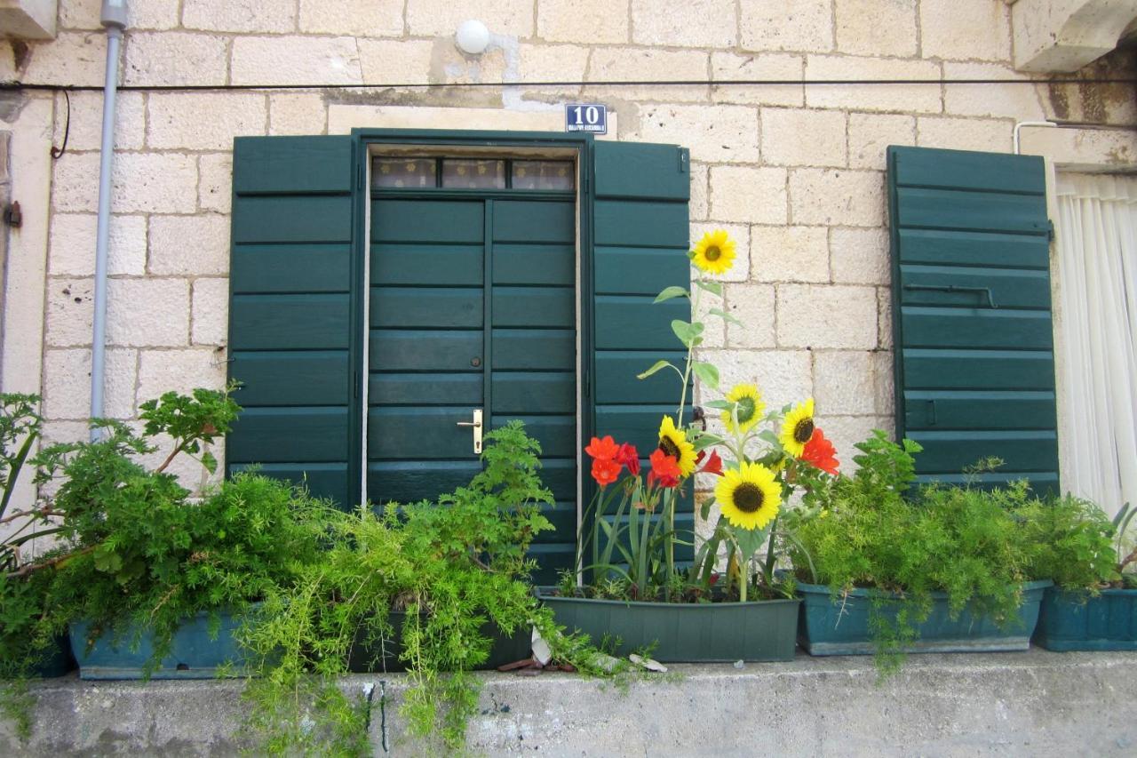 Apartments By The Sea Komiza, Vis - 8533 Exterior photo